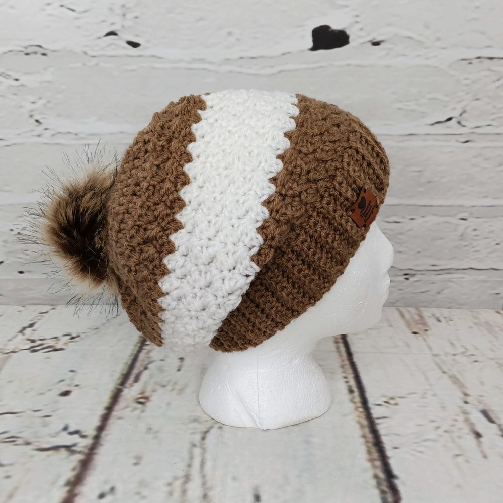 Duncan Street Designs Winterberry Hand Crochet Slouchy Hat with Pom Pom - Picture 2 of 6